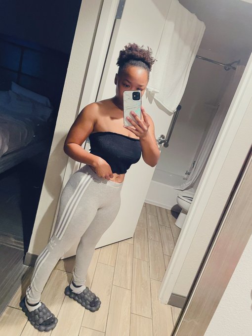 https://t.co/0XSV3RASs3  Go check out my newest video ! Only on #onlyfans #slutwife #ebony #ContentCreator<a href="/tag/ebony"class="tags"><span>#ebony</span></a><a href="/tag/slutwife"class="tags"><span>#slutwife</span></a><a href="/tag/poly"class="tags"><span>#poly</span></a><a href="/tag/onlyfans"class="tags"><span>#onlyfans</span></a><a href="/tag/contentcreator"class="tags"><span>#contentcreator</span></a>