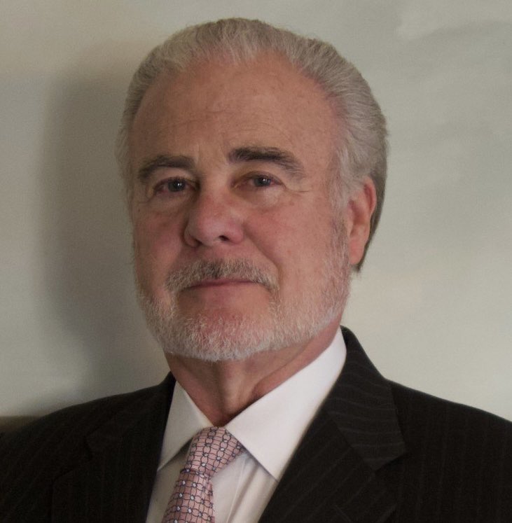 davenewworld_2's tweet photo. Black America for Immigration Reform is a "nonprofit" that was started by a racist white man who works for Trump and is trying to start a race war between Black people and Latinos.

Meet culture war grifter William W. Chip. https://t.co/XhKSSuo1LF