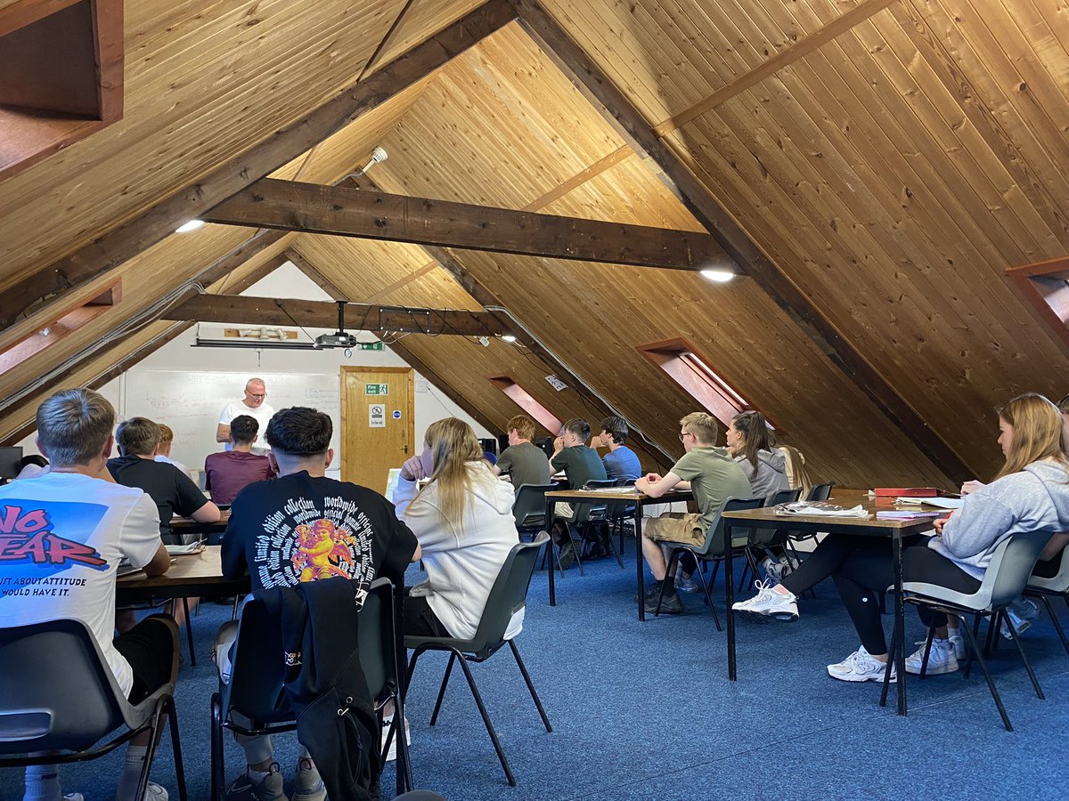 End of day one! ☀️ We’ve seen some wonderful landscapes here on Arran, scouted some potential areas of study and had a recap of our field study skills. We’re all set to start data collection tomorrow morning! <a href="/LHS_Humanities/">LHS Humanities</a> <a href="/LarbertHigh/">Larbert High School</a>