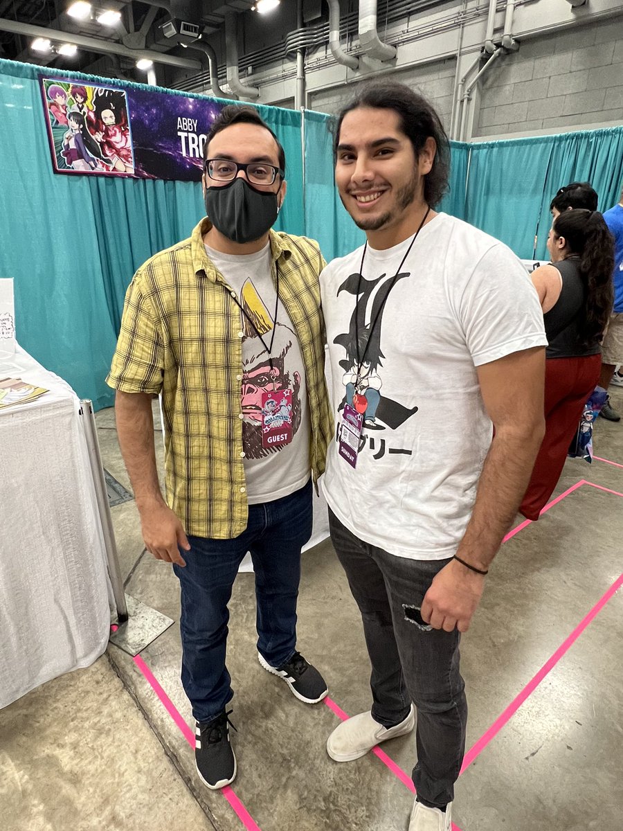 Yesterday I had the pleasure of meeting @Hectorisfunny at #GalaxyConAustin. It was a complete surprise and him taking the time to allow me to introduce myself and express how I appreciate his and the content at @HeroesReforged meant so much to me and made my day. Thank you!!