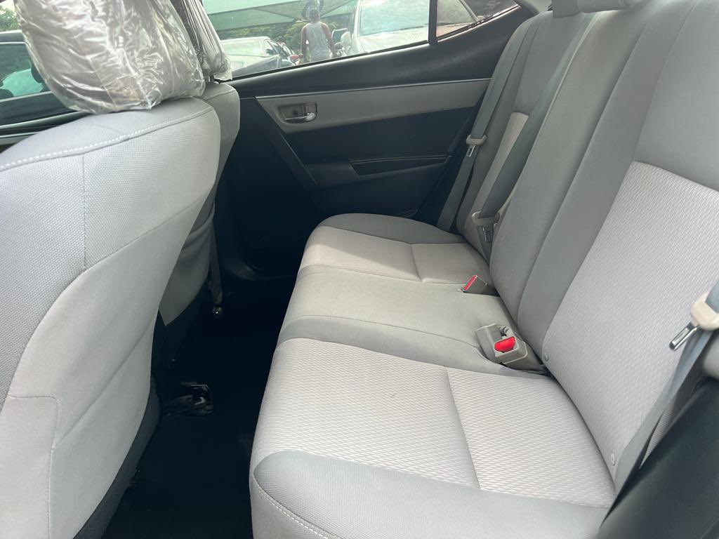 Automall_ng's tweet image. Toyota Corolla Le 2014 model upgraded to 2017 model 
Price:6.5m
Duty: paid 
Location: Abuja 
#BreakingNews #fulllist  
@__yellows @aisha_yaGuda @chandni_lish @el_uthmaan @zabeenarh @MaiAgogon @____maryamah @alamin_ghost @saamaccido_ @Waspapping_ @Mvnaaa___ @aminullahie Retweet