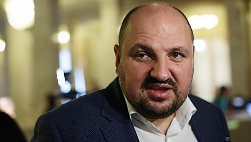 _joker_111's tweet photo. Это туловище 👇 впарило военным беспилотники по 14 млн за штуку, которые вообще не летают. Минобороны выдало ему почти 700 млн грн и нифига не получило. https://t.co/4hMibisGd3