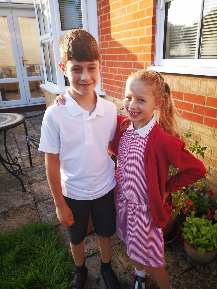 Jayneeeb14's tweet photo. @SMeadowsSchool #stukeleycreativechallenges https://t.co/Xy3t4KhRdY