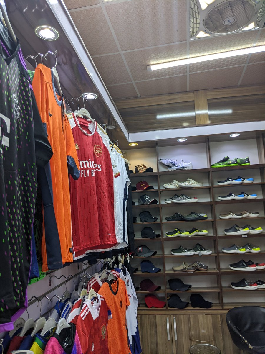 Eim khaleepha. tweet media