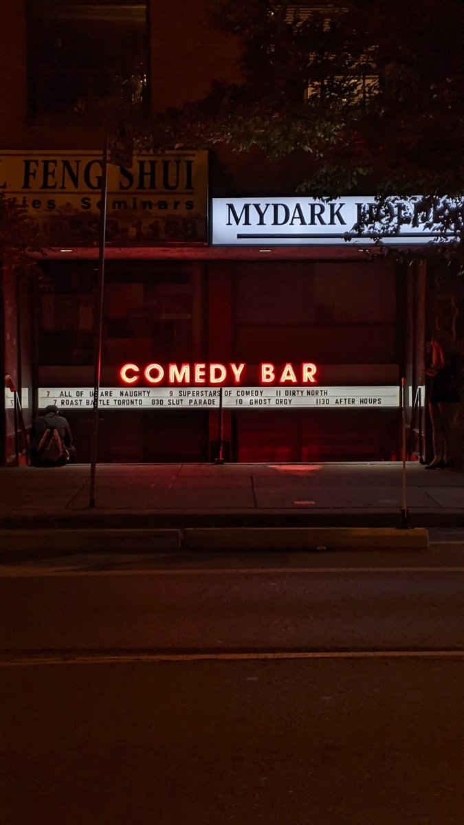 This street is totally my vibe ✨👌🏼 It has a handful of topics I'm into all in one spot 🤣  #comedybar #streetphotgraphy #torontonightlife