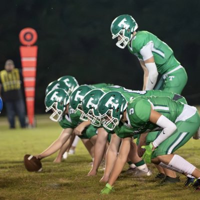 ThayerFootball's tweet photo. #NewProfilePic https://t.co/ja9FNYqj8v