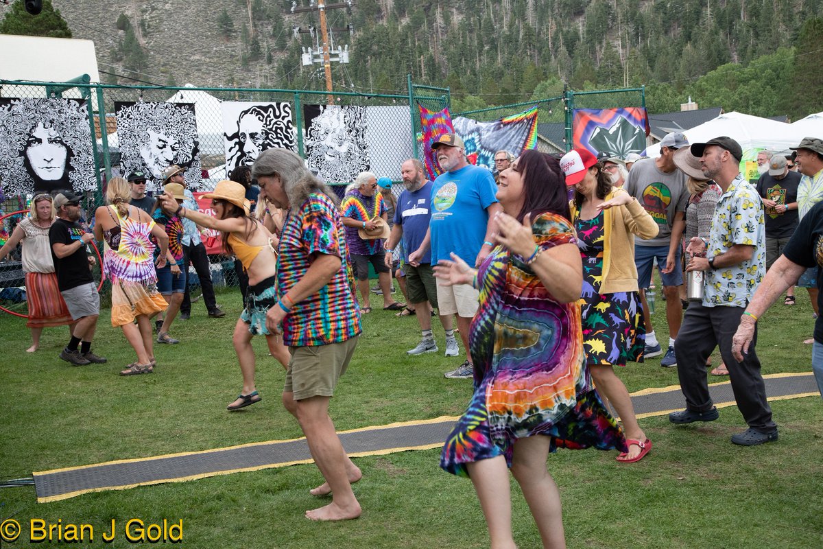 The Storytellers Band tweet media