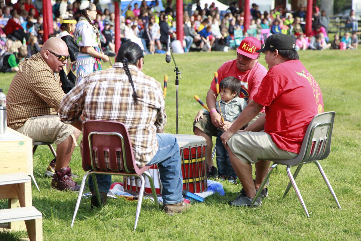 NorthDakota's tweet photo. The United Tribes Technical College International Powwow starts this week! This powwow is one of the largest in the region and brings together champion dancers and drummers from across the U.S. and Canada. Learn more here. 👉 https://t.co/rIKFF4YyeK https://t.co/SnEz060vMh