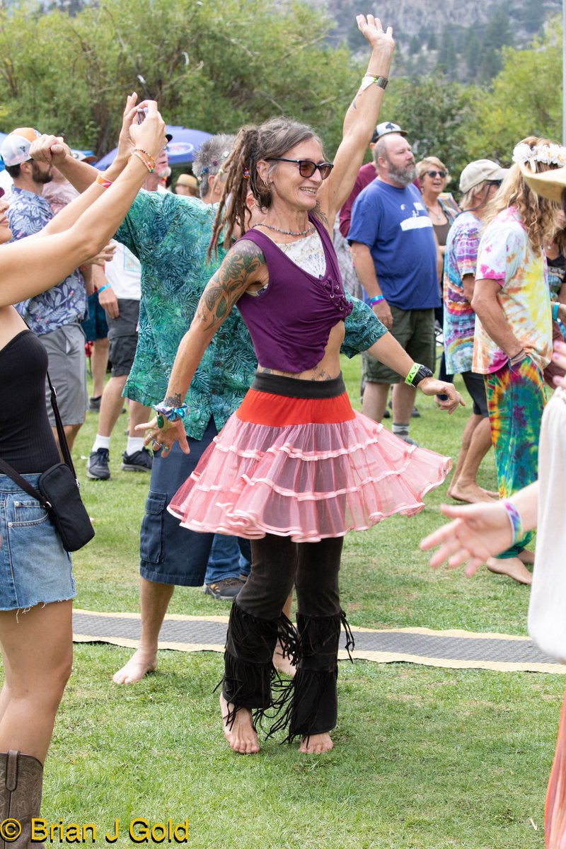 The Storytellers Band tweet media