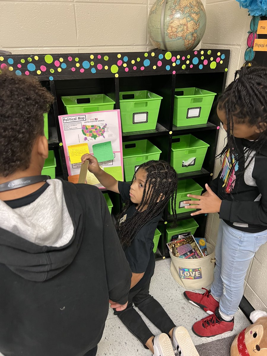 LeazerKim's tweet photo. Map skills and chat stations were a HUGE HIT in 4th grade. @astclairb @dr_yoli @LVESCHOOL @NewtonCoSchools https://t.co/hXQvL2ED9F