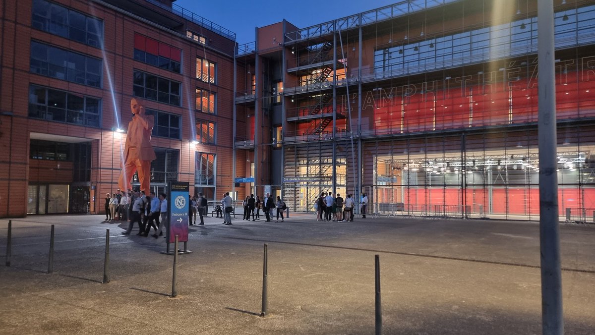 Ehren Dixon tweet media