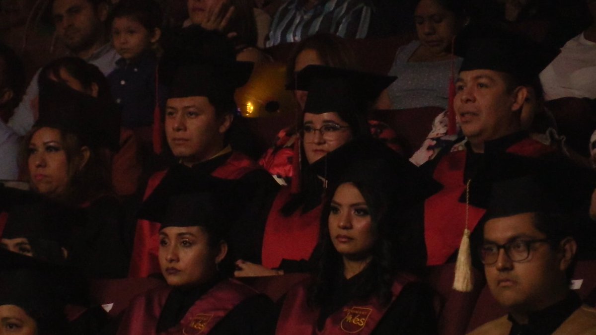 UniversidadIVES's tweet photo. **Celebrando el exito y la dedicación en la graduación de Licenciaturas y Posgrados de Universidad IVES.**

Checa la nota en nuestro blog.
https://t.co/bxXLDvnVyM https://t.co/UT1Bznloop
