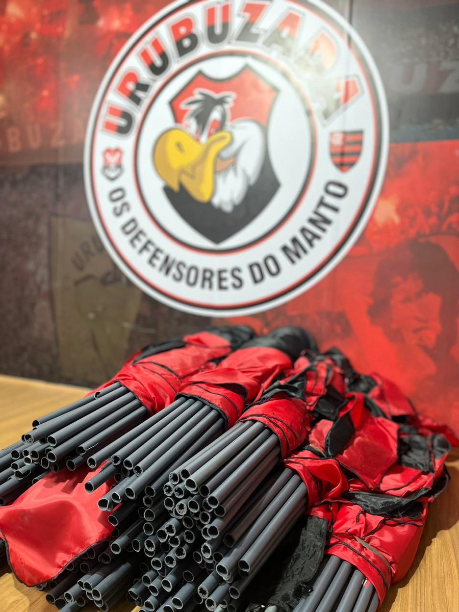 A final já começou 🚩🏴

Essa essa semana compramos uma parte dos tecidos e enviamos para a costura. Em breve iremos divulgar o dia para o mutirão de montagem das bandeirolas. 

Continue contribuindo e compartilhando 🙌🏻

Pix: cadastro@urubuzada.com.br 

#URUBUZADA