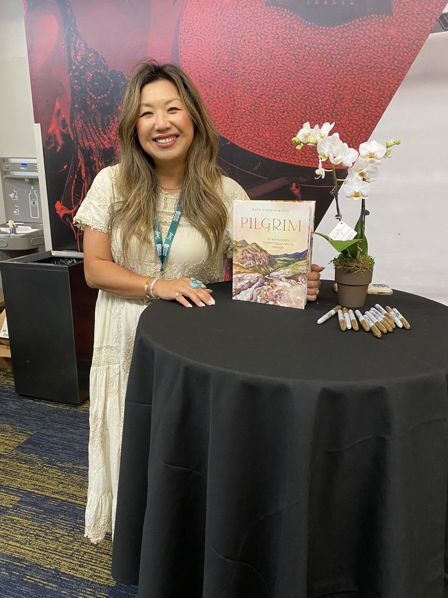 10ofthoseusa's tweet photo. If you’re at #SING23 right now, stop by the bookstore and get a signed copy of Ruth Chou Simons new book!
@Harvest_House @gettymusic https://t.co/gMv9RFGRg4
