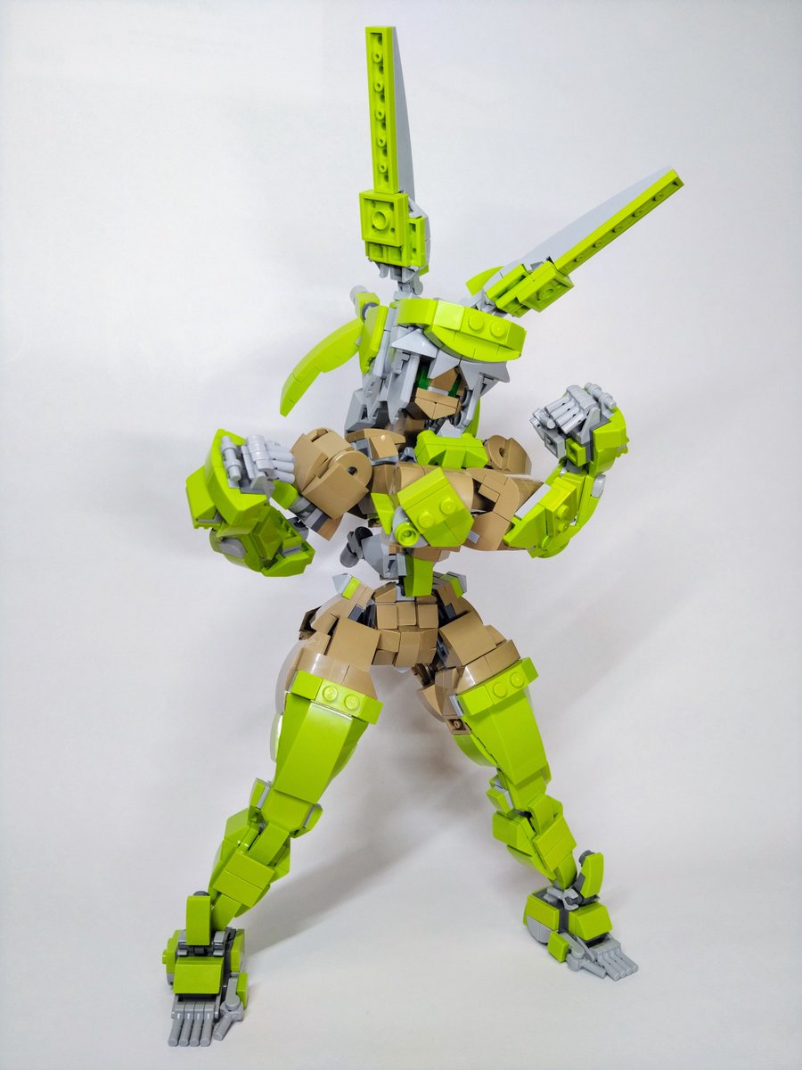 DSLC312011's tweet photo. おはようございます。先月、後ろ姿だけ公開していたバニー型ロボ娘です。
#LEGO #レゴ #レゴロボ https://t.co/018SYwtH9D