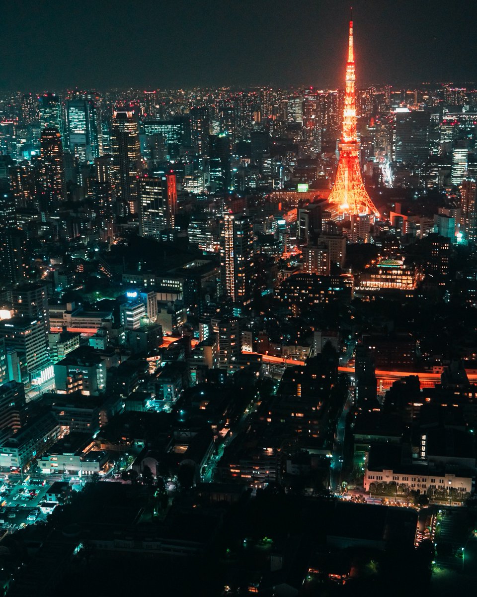 Tokyo Tower at night