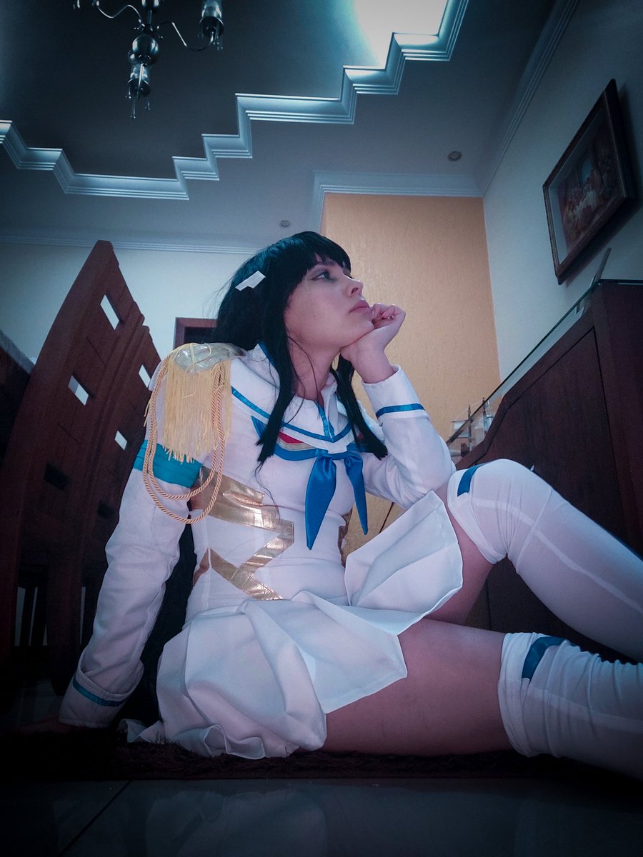 "Aqueles que não têm determinação são incapazes até de enxugar as próprias lágrimas."
 Satsuki Kiryuin

Cosplay: <a href="/vivianlana_/">Vivi 💕</a> aka me