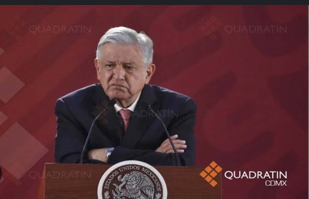 lumendoz's tweet photo. Aplausos @DanteDelgado , ya hoy se te bajo @colosioriojas por no dividir a la oposición. Antes @EnriqueAlfaroR que te quitó al menos 50% del peso politic de @MovCiudadanoMX . Vas por @samuel_garcias ? Ojo, el congreso de NL es mayoría mitad @PRI_Nacional y mitad @AccionNacional y chance Ni permiso le dan y si se lo dan ellos pondrían al sustituto. APLAUSOS Dante , ya ni él te querrá 👇foto @QuadratinMexico