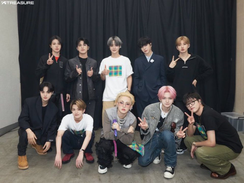 I couldn’t believe it was finally over. The adrenaline still coursed through my veins as I stood backstage, taking in the euphoria of finishing our concert in Fukuoka. The deafening cheers of the crowd still echoed in my ears, a testament to the incredible energy of Teume.