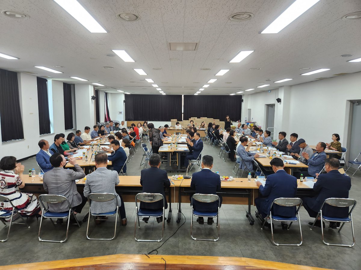 바르게살기운동경상남도협의회는 9월 5일 성산구협의회 대강당에서 손창봉 회장과  성산구, 의령군 핵심회원 등 80여명이 참석해 핵심회원 교류 간담회를 개최하고 활동 현황과 우수사례 공유, 향후 교류 계획 및  조직 활성화 방안을 논의하였습니다