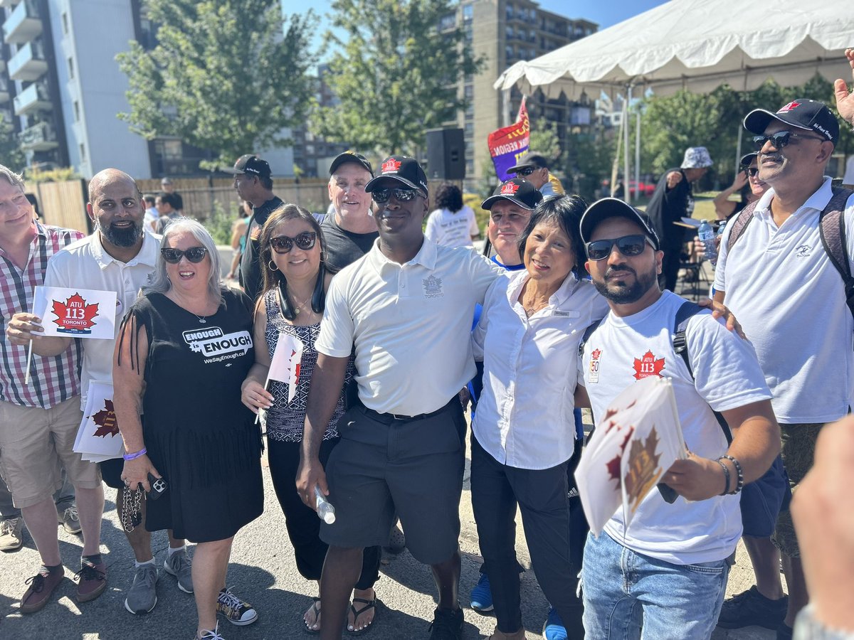 HeatherLens_'s tweet photo. Happy Labour Day!!!
🎉✊🏿✊🏽✊🏾✊🏻✊🏼🎉

Brought to you by the blood, sweat and tears of #workers over the decades. Fighting for our rights, fighting for equality, fighting for social justice.

Rolling with @torontolabour’s Labour Day Parade.

#Unions #LiftingEveryoneUp #LabourDay2023 https://t.co/rMCCJl2XJ9