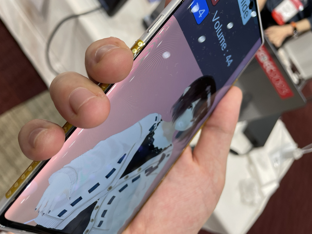 VTuberと握手やハイタッチができる！？ スマートフォン × 電気刺激で推しと触れ合える触覚エンターテインメント
inside-games.jp/article/2023/0…