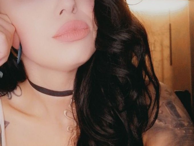 Just finished a pay-per-minute #Skype show on SkyPrivate! You can call me too for a sexy private show<a href="/tag/skype"class="tags">#Skype</a>