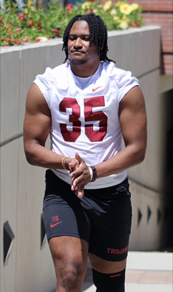 And he can run… 
<a href="/THEHIVEFB/">LINCOLN HORNETS FOOTBALL</a> 
#spotlight