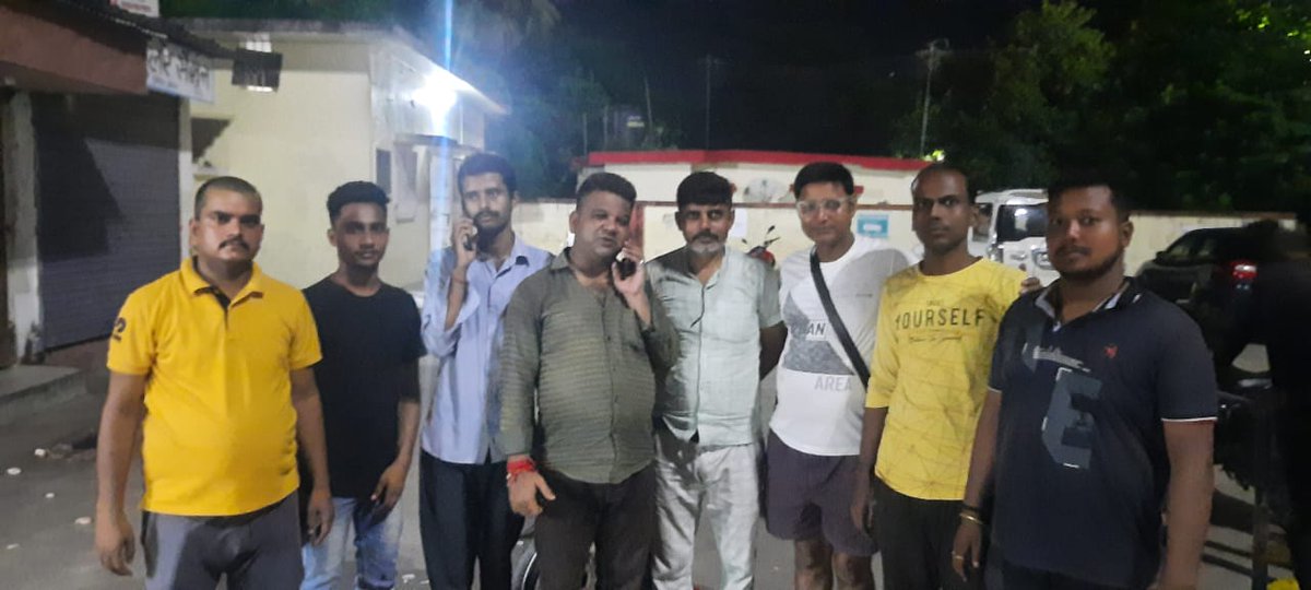 TeamPurnea's tweet photo. #Day-33
#Date-04/09/2023
कम्यूनिटी किचन का 33 वां दिन समाप्त हुआ।
आप लोगों का सहयोग बना रहे...✌️
हम 366 दिन कम्युनिटी किचन चलाएंगे।
#Days366
#CommunityKitchen
#CommunityKitchenPurnea
#TeamPurnea https://t.co/nlYAdEdDem