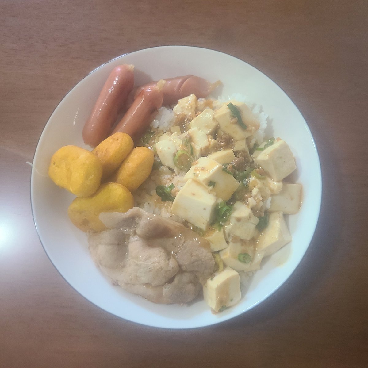 私の所には、火曜日に食事のヘルパーさんが来てくれる。
しかも偏食が多いので、作る方は大変。

美味しくいただきました。