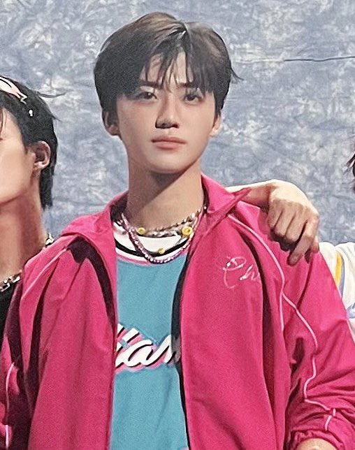 archivesnjm's tweet photo. alley-oop jaemin 💗💙 https://t.co/ShDF5ZEkj1