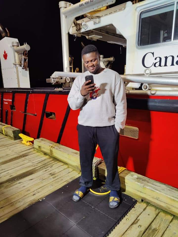 kfosu929's tweet image. #ghanacard #maxinternational
Guy finally Landed in &quot;the land of hopes&quot;! 🙏
Work hard 💪
#IUCs