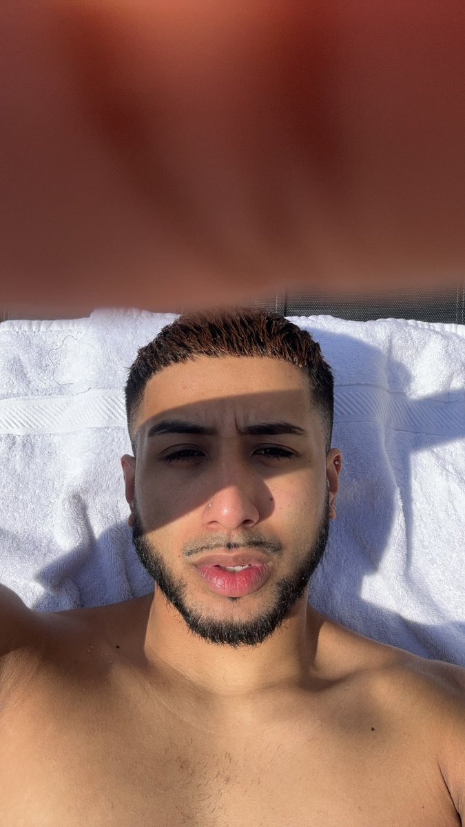 isaacicyyy's tweet photo. I occasionally post https://t.co/yhs1zoIqET