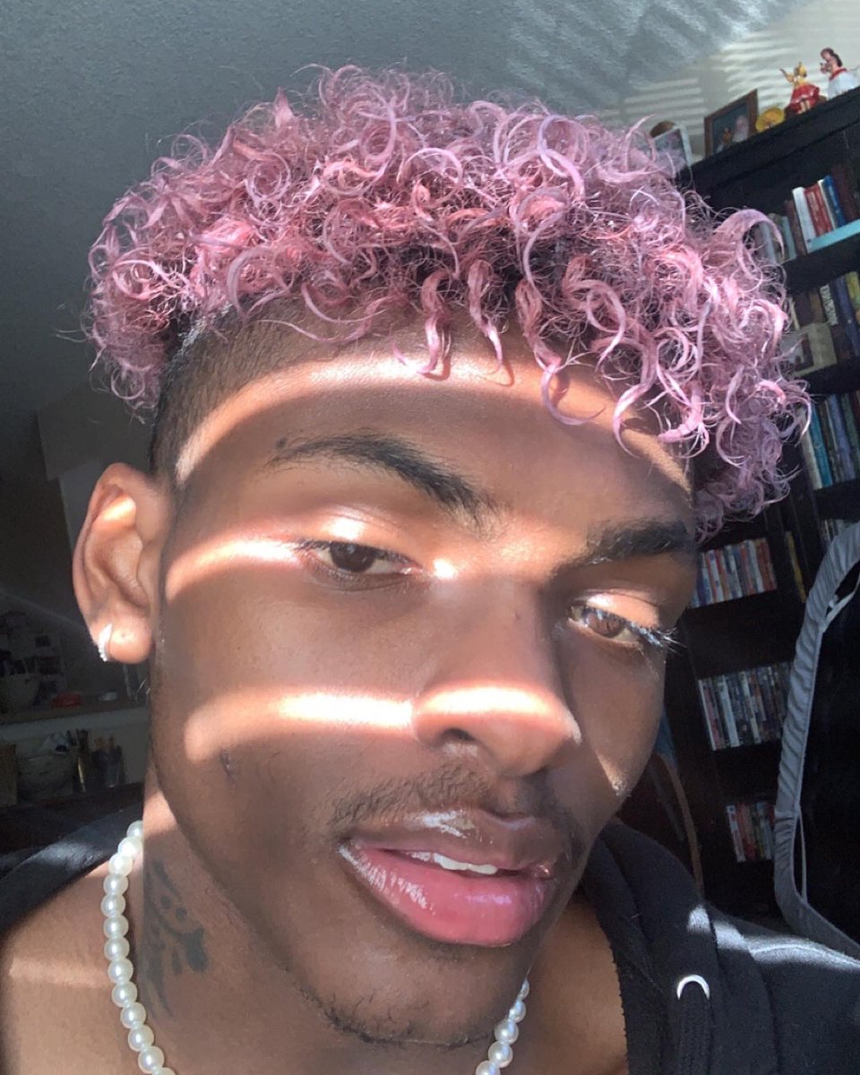 H̴e̴x̴e̷ ̴N̶o̴v̵o̷ tweet media