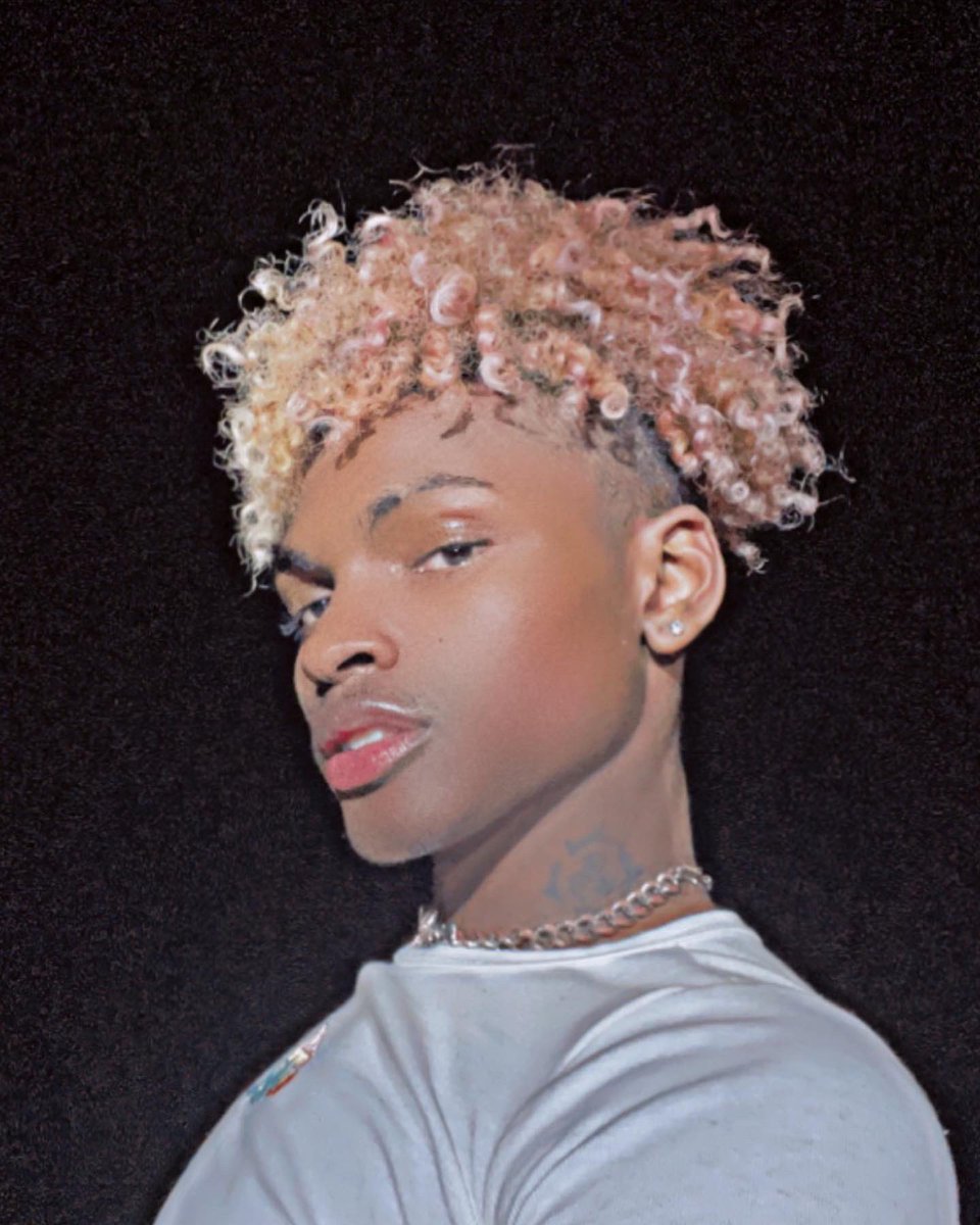 H̴e̴x̴e̷ ̴N̶o̴v̵o̷ tweet media