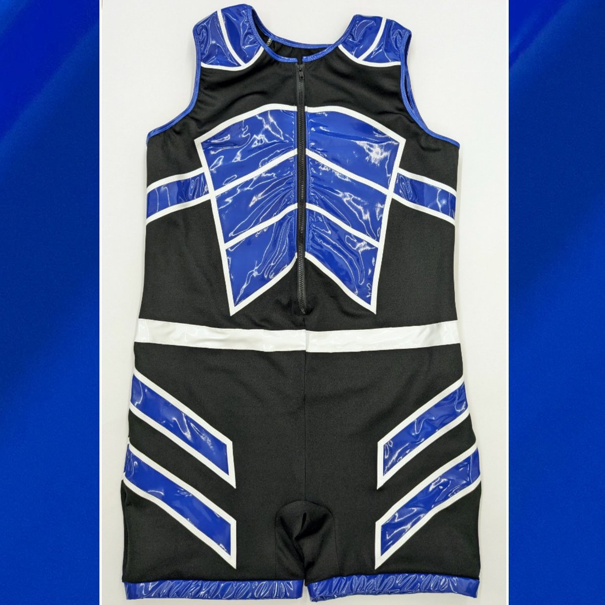 New singlet for NYC based wrestler <a href="/BDCruz00/">Big Daddy Cruz</a> !! 
💙🤍🖤🤍💙
#prowrestling #indiewrestling #prowrestlinggear #customwrestlinggear
