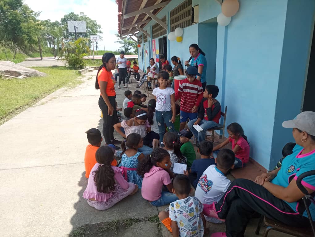 Culminando la atención a las escuelas abiertas, la <a href="/dpdtrujillo/">DPD Trujillo</a> participó en la U.E Hugo Chávez en el sector El Pensil, parroquia Sabana Libre del municipio Escuque #CulturaPreventiva #JuntosPorLaVidaYPorLaPaz