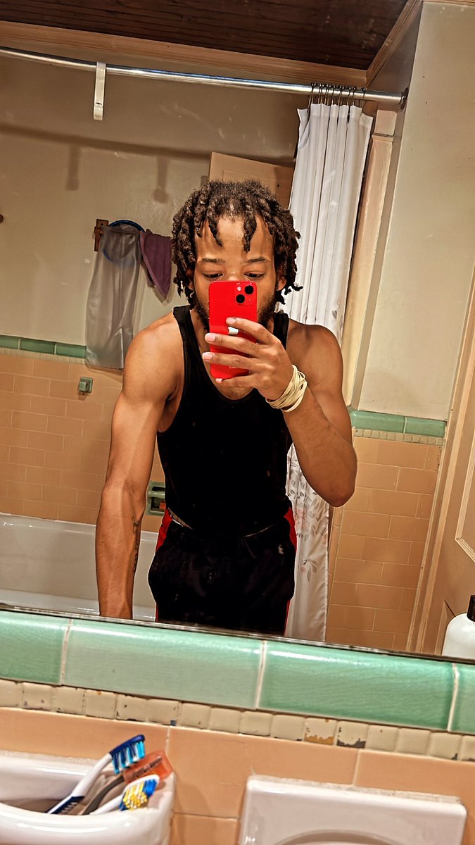 CombosShared's tweet image. Just been staying out the way working if I ain’t onna clock feel like I’m wasting time 😒💯