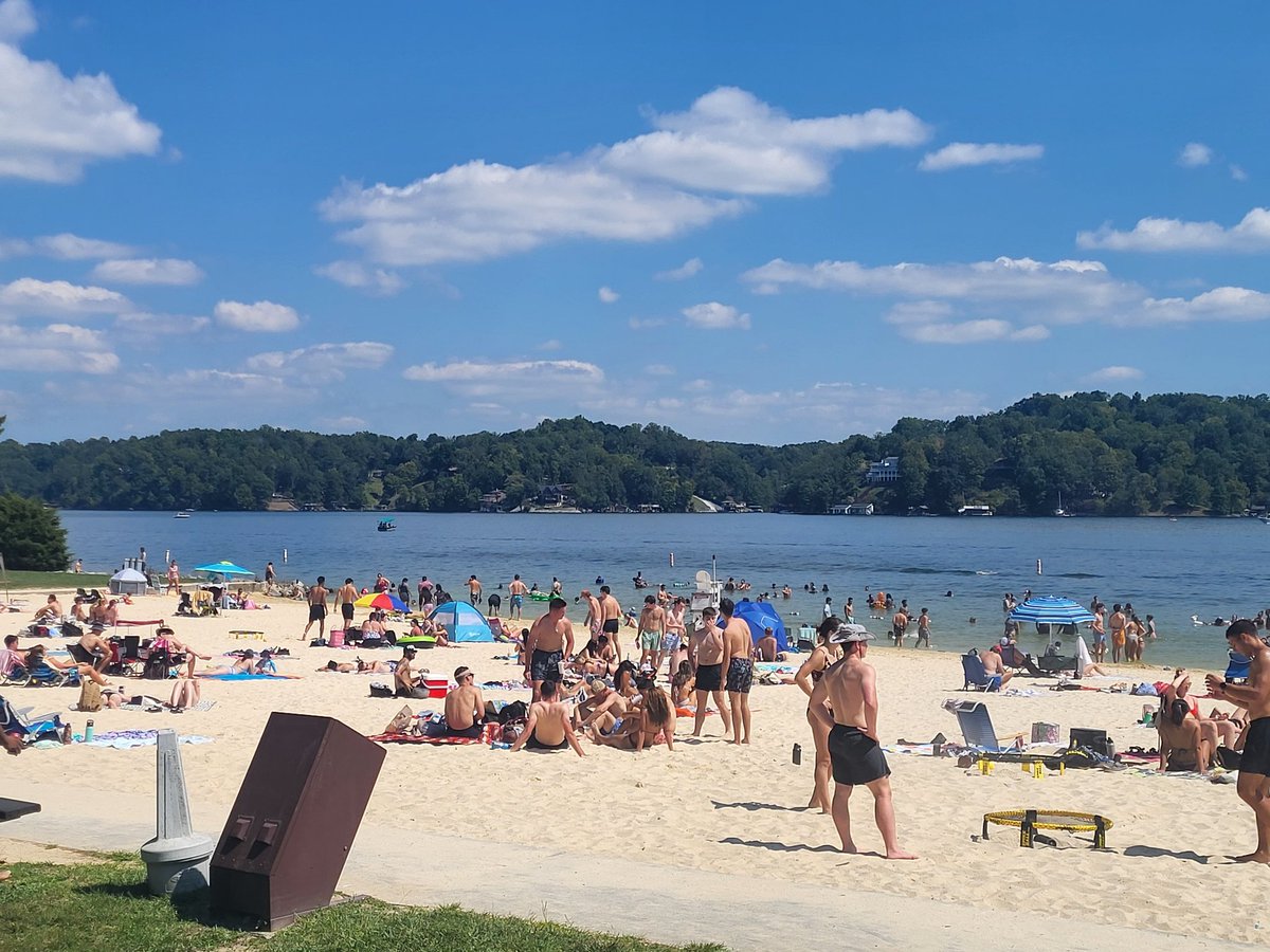 A busy day at Claytor Lake!