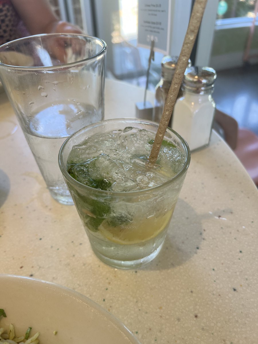 HumpDayHashTags's tweet photo. Ginger Mojitos are not one of the  #LessonsFromThePriceIsRight https://t.co/5LEt765Cdn