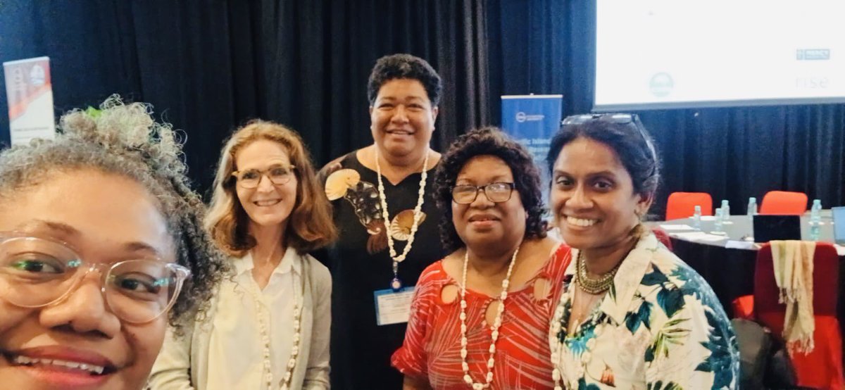 DikodaL's tweet photo. Exciting news from the 2023 Pacific Islands Health Research Symposium! Dikoda's Viola Lesi &amp; Dr Sophie Goudet, shared findings on challenges &amp; enablers to eating healthily in Fiji. Grateful to research partners @UNICEFPacific, @MOHFiji, @FijianEducation! #PIHRS2023 #HealthyFiji https://t.co/LY6vNcAnDO