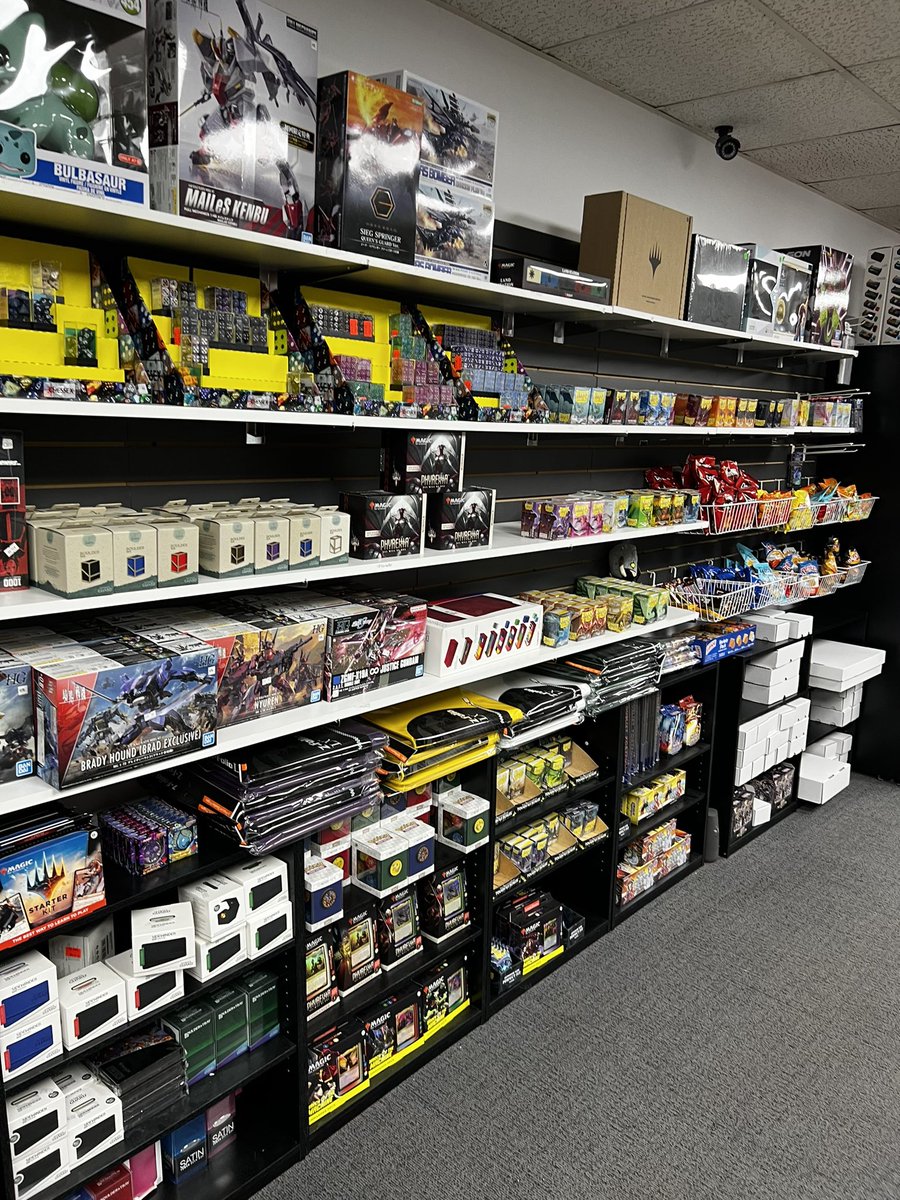 Nerd_Caster's tweet photo. Last night @Bobbyboy3k_TV, @ChimJim21, &amp; I checked out one of his favorite local spots @RngGamezTCG. Great inventory, friendly vibes, &amp; Bobby pulled some goodies. #Pokemon #Shiningfates #ObsidianFlames #shoplocal #NJ #games #Nerd #nostalgia https://t.co/Z6LI14rblV