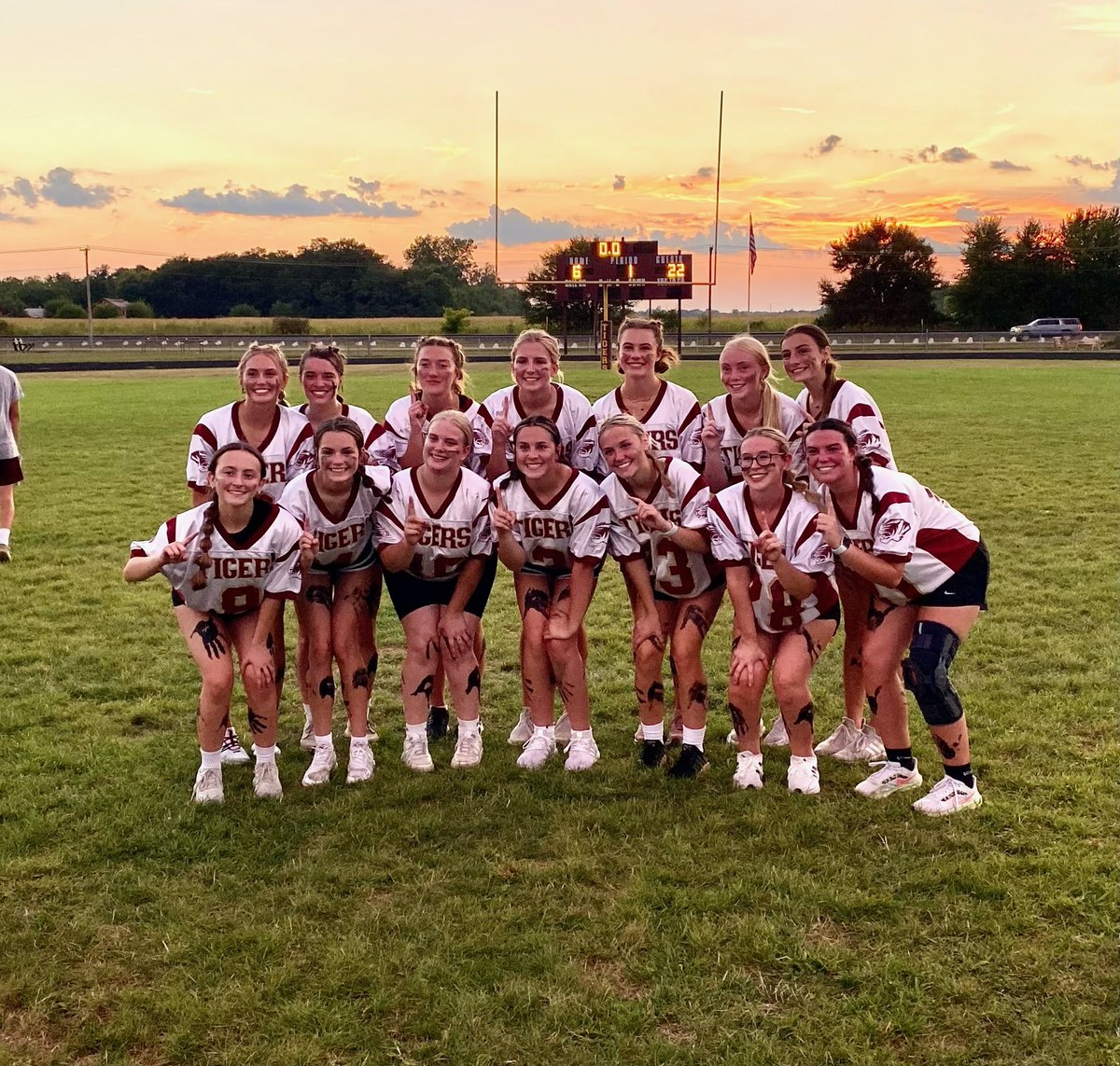 The Juniors defeat the Seniors 22-6 in a great powderpuff game to kick off homecoming week! 

#AlexTigers #FightOn