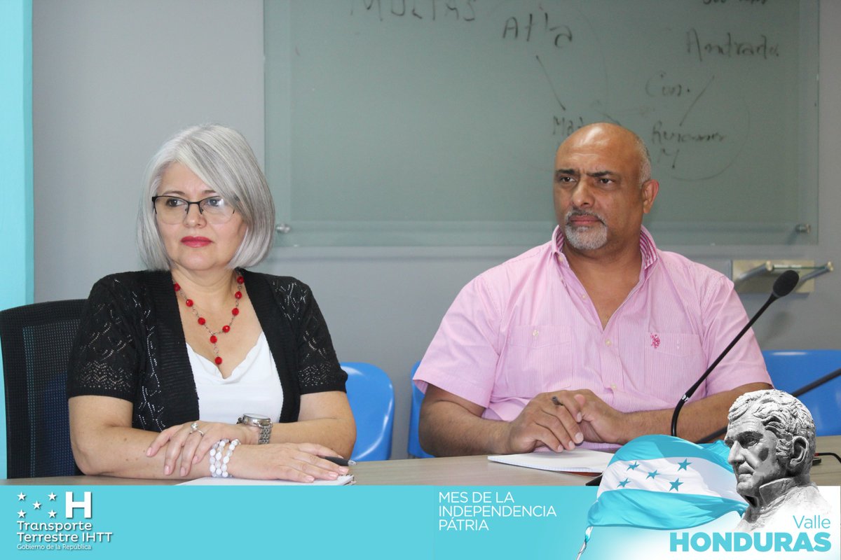 IHTT_HN's tweet photo. El comisionado presidente, @Rafabarahona1, y la directora ejecutiva, Patricia Sabillón, mantuvieron una reunión con un grupo de concesionarios de la modalidad de transporte urbano con el fin de hablar sobre los temas del pago del bono compensatorio y el proyecto de modernización. https://t.co/PaiZnAsWi8