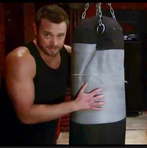 christy041499's tweet photo. It’s Monday. You know who that means😍the incomparable #BillyMiller I miss Billy🥰 His smile, his talent, his charm, his class and oh that voice🔥🔥🔥#BillyMillerRocks #BillyWithKindness #Irreplaceable #OnceInALifetime https://t.co/kuU8wTn0kz