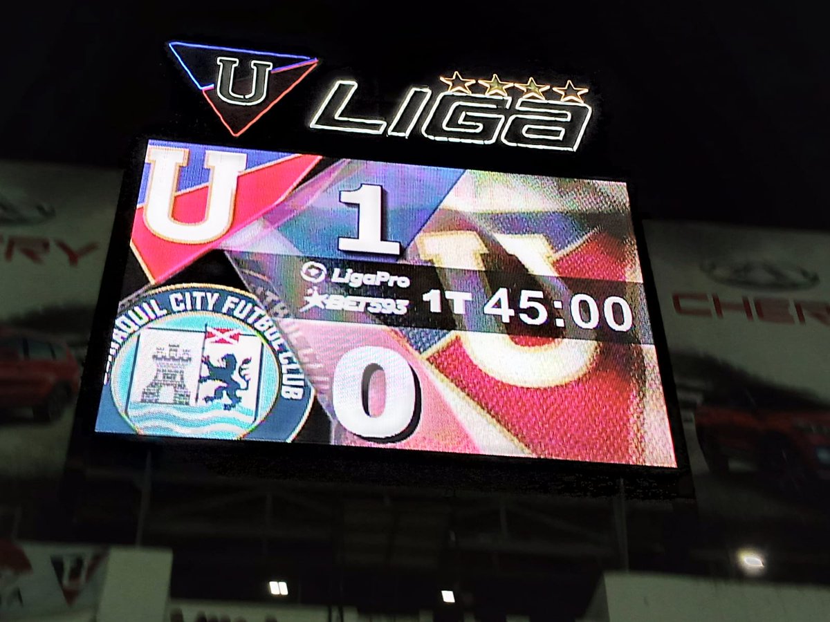GustavoLiguista's tweet photo. Por fin llegó el Gooooool ⚽ gooooolazo ⚽ del #TinAngulo vamos @LDU_Oficial 🇦🇹⚽🏆por más...... https://t.co/0mxg45weTb