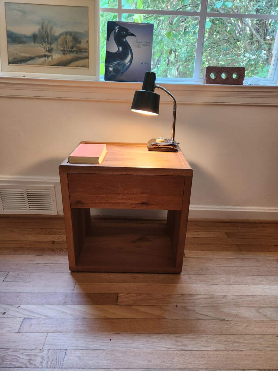 LukatryL's tweet image. The minimalist design and high-quality materials make this nightstand a timeless and versatile piece of furniture

#lukatry #nighstand #cedar #handmadefurniture #handmade #bedroom #interiordesing #interiordesigner #atlanta #atlantafurniture #homedecor #minimalist