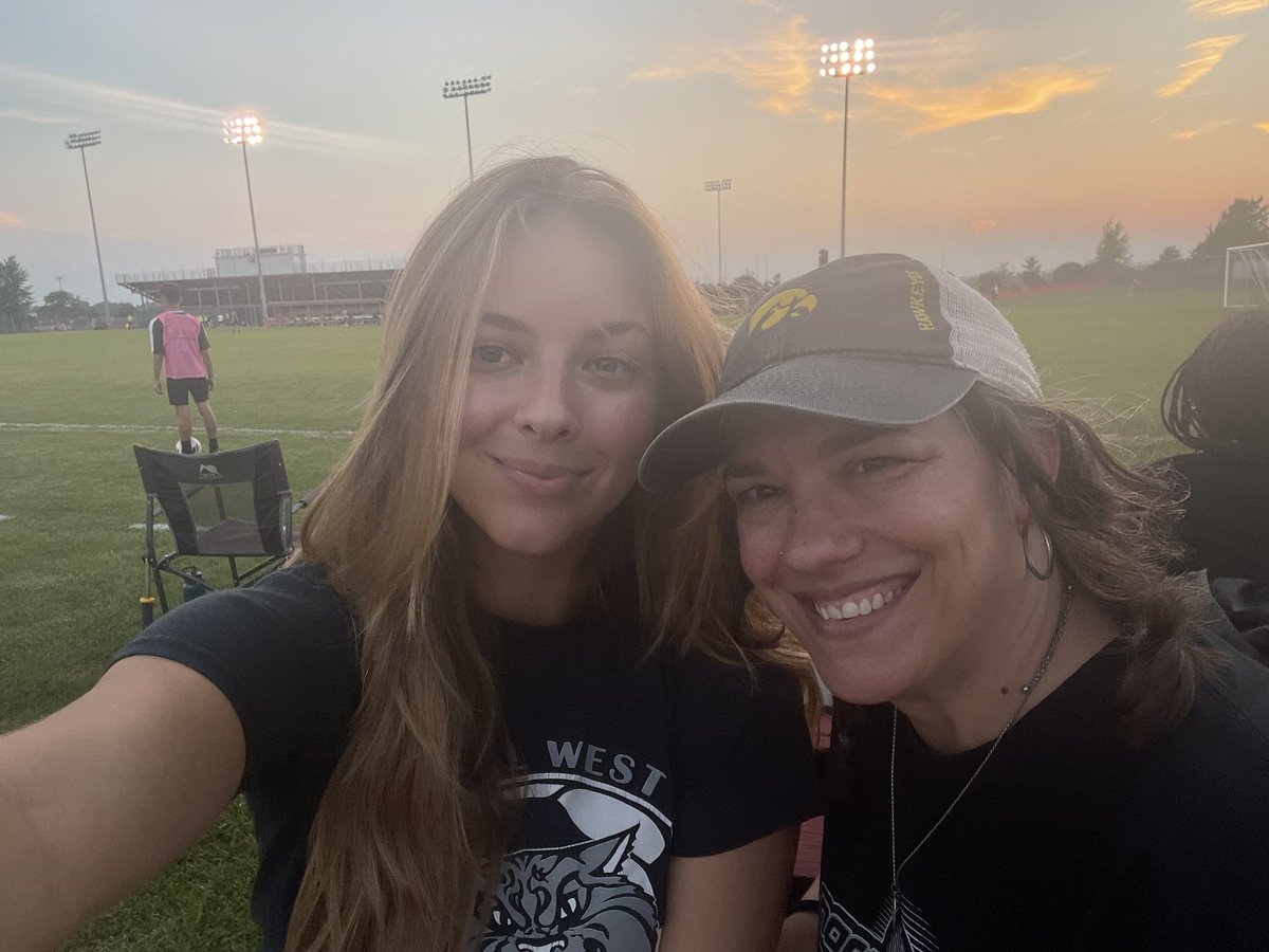 Angela Rachel tweet media