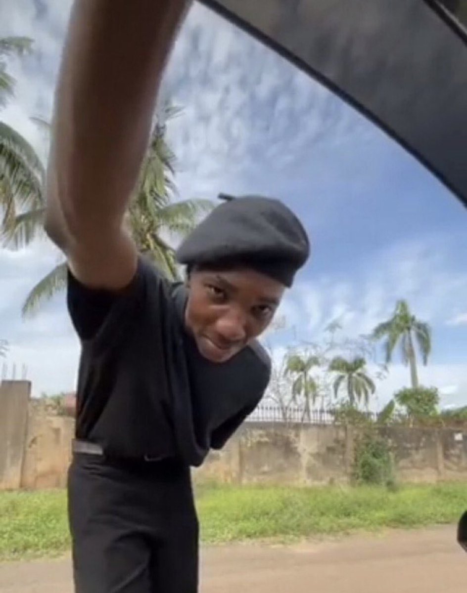 highlykijified's tweet photo. @eryoungboy My Fitness app; when it sees what Eric’s app is reading

Common now my own go reach 50M KM coz I had more than Milkshake 😂😂😒 https://t.co/ikXNf0ok0h