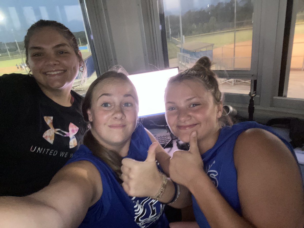<a href="/GV_TENNIS/">Grain Valley Tennis</a> <a href="/GVsftball/">🥎 GVHS Softball 🥎</a> glad you guys liked it! 🎶🎸🥎🎾
#valleyway